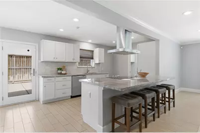 218 Faust Lane, Houston, TX 77024 - Photo 26