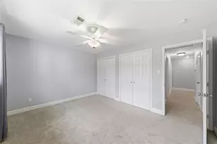 218 Faust Ln, Houston, TX 77024 - Photo 46