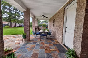 546 Meadowlark Ln, Winnie, TX 77665 - Photo 36