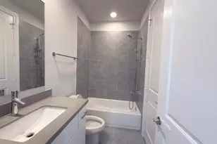 815 Bringhurst St, Houston, TX 77020 - Photo 6