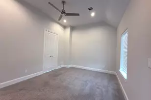 815 Bringhurst St, Houston, TX 77020 - Photo 18