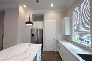 815 Bringhurst St, Houston, TX 77020 - Photo 10