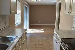 10018 Valley Wind Dr, Houston, TX 77078 - Photo 2