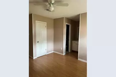 10018 Valley Wind Drive, Houston, TX 77078 - Photo 8