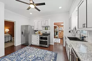 103 E Val Verde St, Brenham, TX 77833 - Photo 20