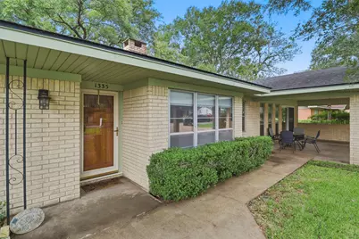 1335 Kathy Avenue, Sealy, TX 77474 - Photo 2