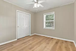 1335 Kathy Ave, Sealy, TX 77474 - Photo 30