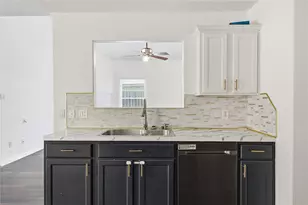 24407 Strong Pine Dr, Houston, TX 77336 - Photo 16