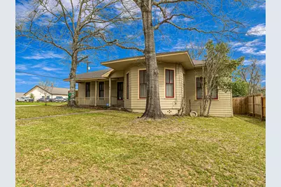 26 W Austin Street, Bellville, TX 77418 - Photo 40