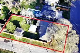 26 W Austin St, Bellville, TX 77418 - Photo 2
