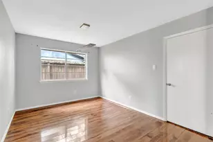 8415 Apothecary Ln, Houston, TX 77064 - Photo 14