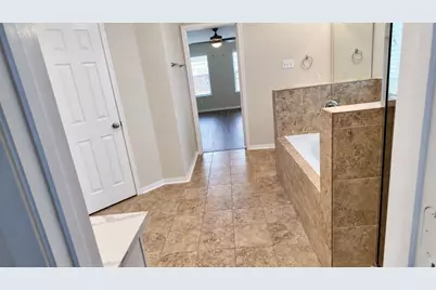 4713 High Creek Ct, Alvin, TX 77511 - Photo 12