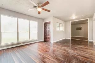 10306 Cheeves Dr, Houston, TX 77016 - Photo 18