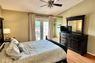 7575 Cambridge St, Houston, TX 77054 - Photo 20