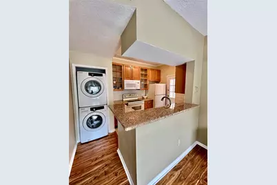7575 Cambridge Street #2701, Houston, TX 77054 - Photo 10
