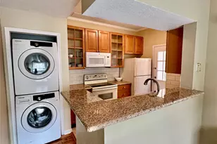 7575 Cambridge St, Houston, TX 77054 - Photo 10