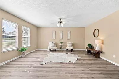 8836 E Buffalo Circle, Willis, TX 77378 - Photo 4