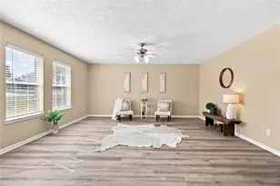 8836 E Buffalo Cir, Willis, TX 77378 - Photo 4