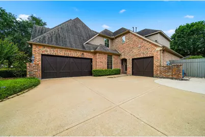 18 Waters Lake Boulevard, Missouri City, TX 77459 - Photo 2