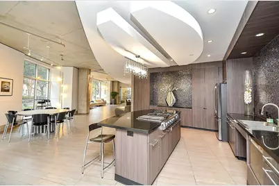 1901 Post Oak Boulevard #1501, Houston, TX 77056 - Photo 22