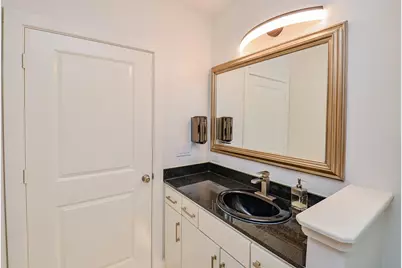 1901 Post Oak Boulevard #1501, Houston, TX 77056 - Photo 18