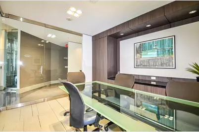 1901 Post Oak Boulevard #1501, Houston, TX 77056 - Photo 28