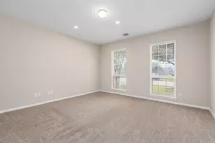 6810 Oaken Gate Way, Humble, TX 77338 - Photo 10