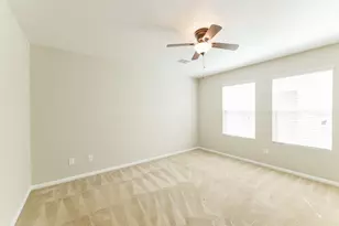 9909 Hyacinth Way, Conroe, TX 77385 - Photo 12
