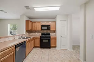 18303 Austin Oak Ln, Richmond, TX 77407 - Photo 6