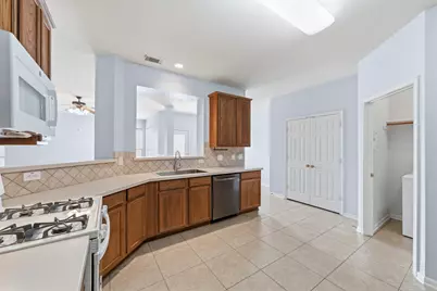 2709 Shallow Falls Court, Pearland, TX 77584 - Photo 8