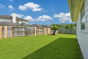 2709 Shallow Falls Ct, Pearland, TX 77584 - Photo 26