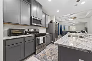 320 Emerald Thicket Ln, Houston, TX 77336 - Photo 10