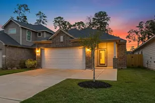 320 Emerald Thicket Ln, Houston, TX 77336 - Photo 2