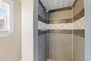10807 Chimney Rock Rd, Houston, TX 77096 - Photo 24