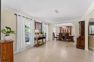 10807 Chimney Rock Rd, Houston, TX 77096 - Photo 14