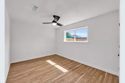 12426 Enchanted Path Drive, Houston, TX 77044 - Photo 20
