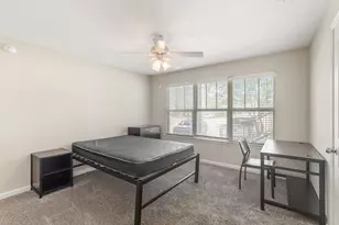 1725 Harvey Mitchell Pkwy S, College Station, TX 77840 - Photo 18