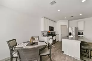 7834 Golden Rubia Ln, Rosharon, TX 77583 - Photo 12