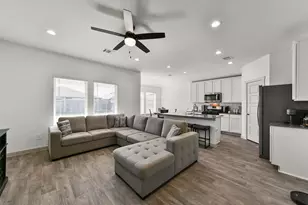 7834 Golden Rubia Ln, Rosharon, TX 77583 - Photo 4