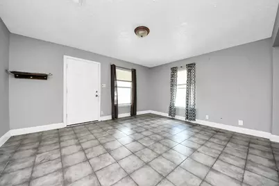 7351 Guadalcanal Road, Houston, TX 77033 - Photo 18