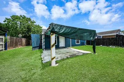 7351 Guadalcanal Road, Houston, TX 77033 - Photo 32