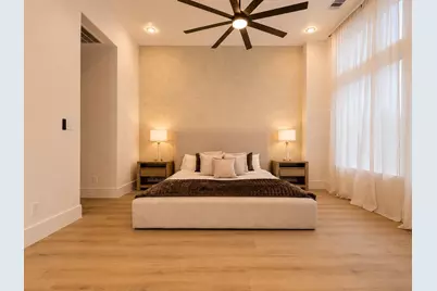 1642 Bonnie Brae Street, Houston, TX 77006 - Photo 8