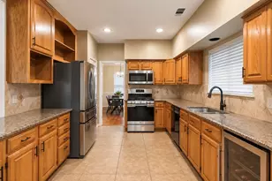 5727 Malcomboro Dr, Houston, TX 77041 - Photo 8