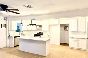 4128 Bissonnet St, Houston, TX 77005 - Photo 8