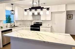 4128 Bissonnet St, Houston, TX 77005 - Photo 10