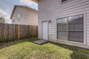 10610 Pine Landing Dr, Houston, TX 77088 - Photo 28