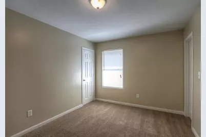 10610 Pine Landing Drive #B, Houston, TX 77088 - Photo 16