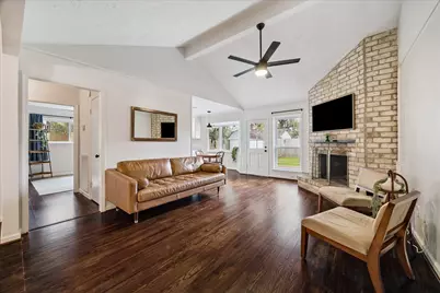 9707 Lawngate Drive, Houston, TX 77080 - Photo 4