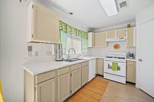 9622 Poynes Dr, Houston, TX 77065 - Photo 14