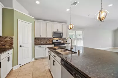 2124 Llerena Lane, League City, TX 77573 - Photo 10